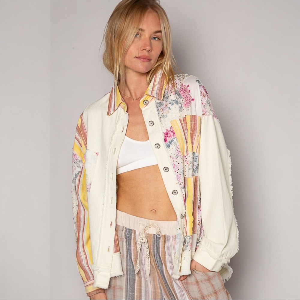 POL Floral Multicolor Women's Oversized Shacket - Picture 2 of 6